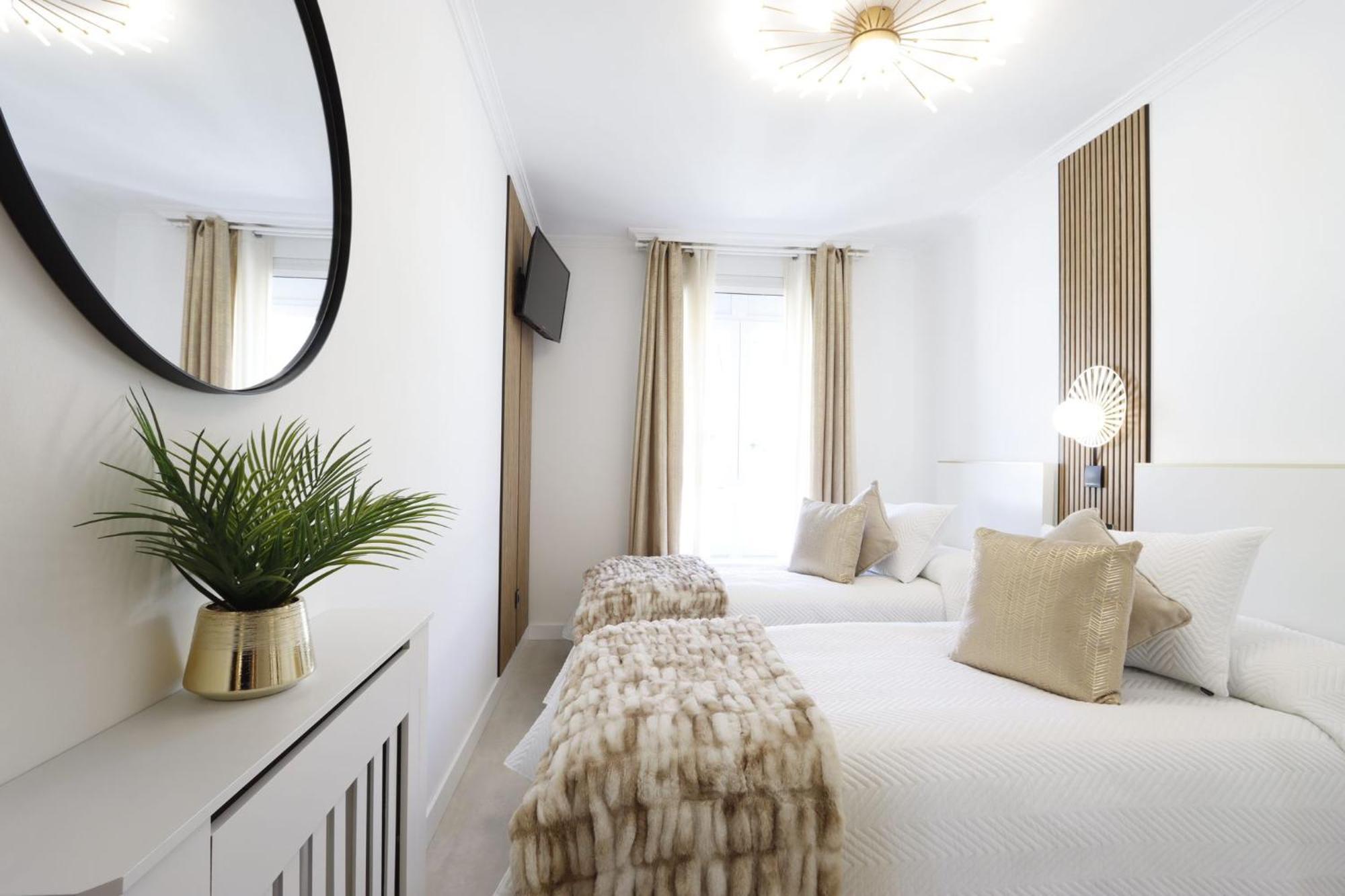 Apartamento Exclusivo Centrico Con Parking Estrella De Ribadeo II 外观 照片