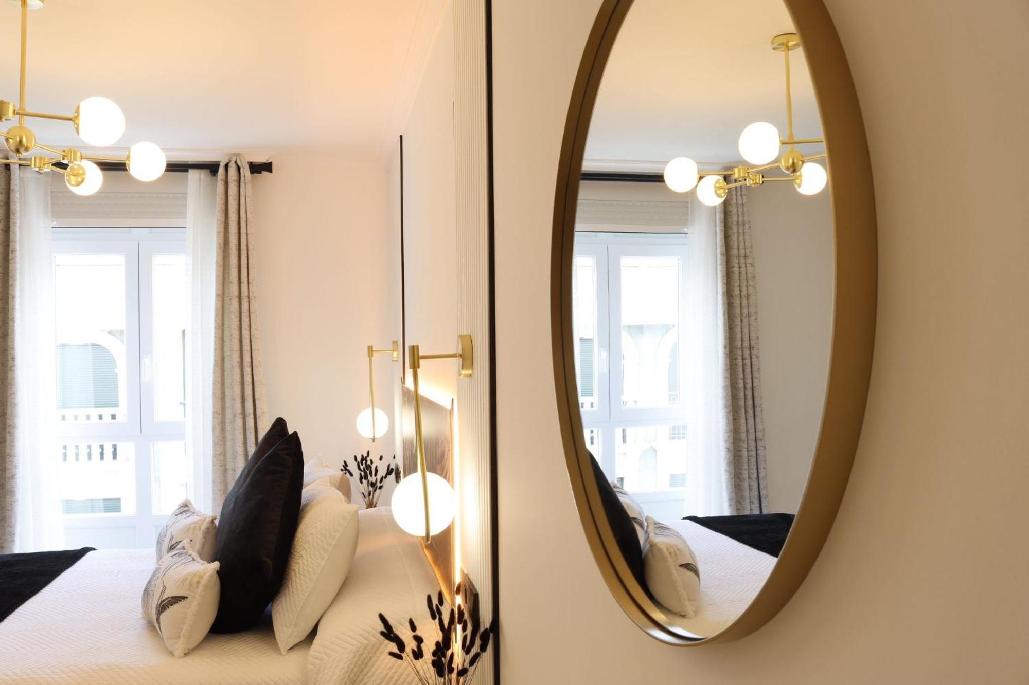 Apartamento Exclusivo Centrico Con Parking Estrella De Ribadeo II 外观 照片